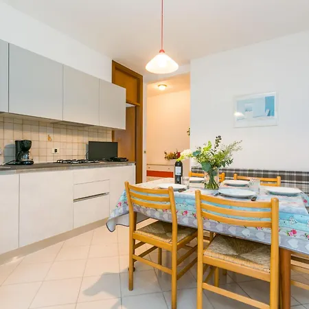 Guglielmo E Anna-3 By Interhome Lignano Sabbiadoro