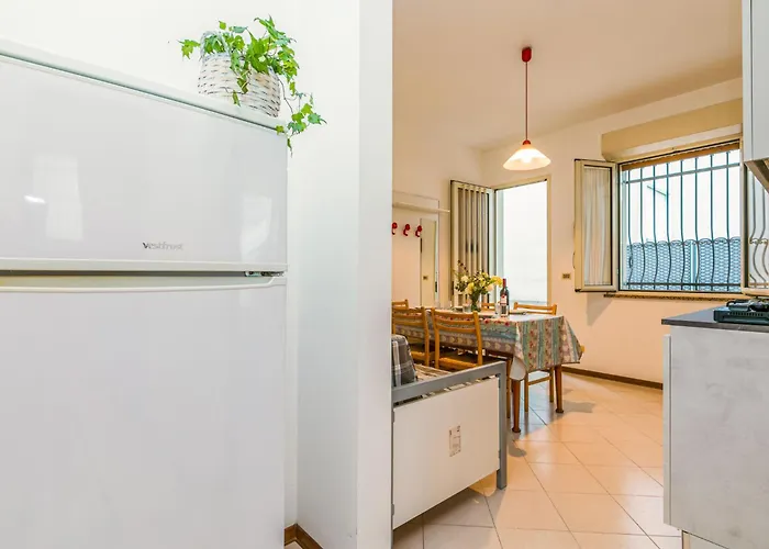 Guglielmo E Anna-3 By Interhome شقة لينانو سابيادورو